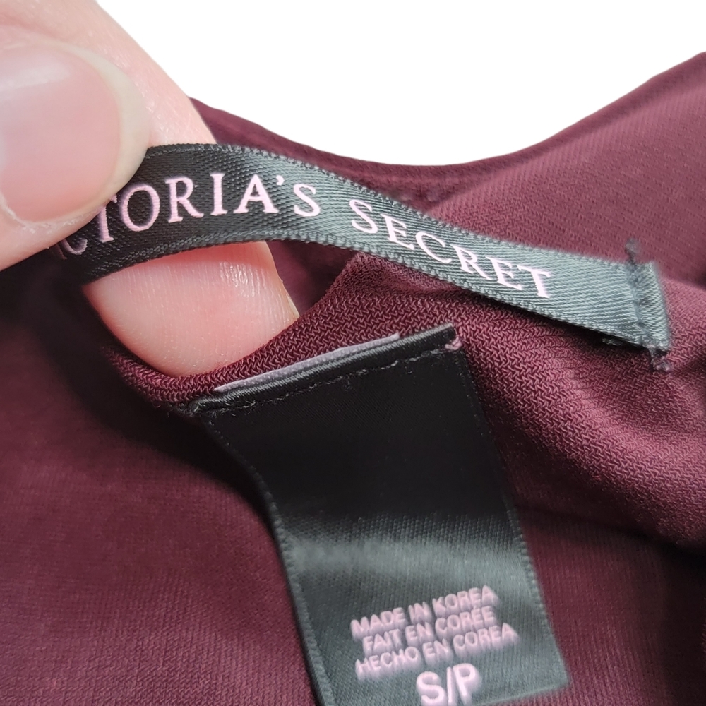 Victoria's Secret Twist Front Short Sleeve Dress - Picture 7 of 10